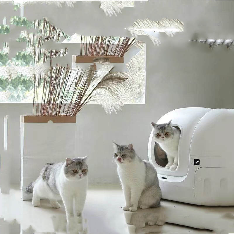 SmartMax Self-Cleaning Cat Litter Box